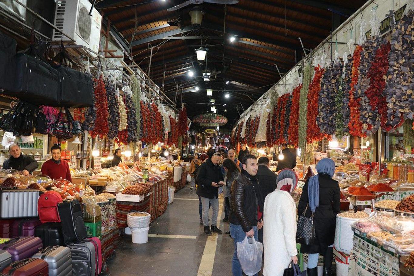 Gaziantep'te asırlardır canlılığını koruyan çarşı: Almacı Pazarı